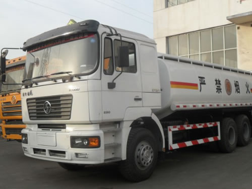 SHACMAN F2000 Oil Tank Truck